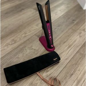 Dyson flat iron